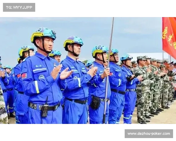 北京西山公园举行伤员担架转运实战演练全面检验救援应急流程 北京西山公园举行伤员担架转运实战演练全面检验救援应急流程