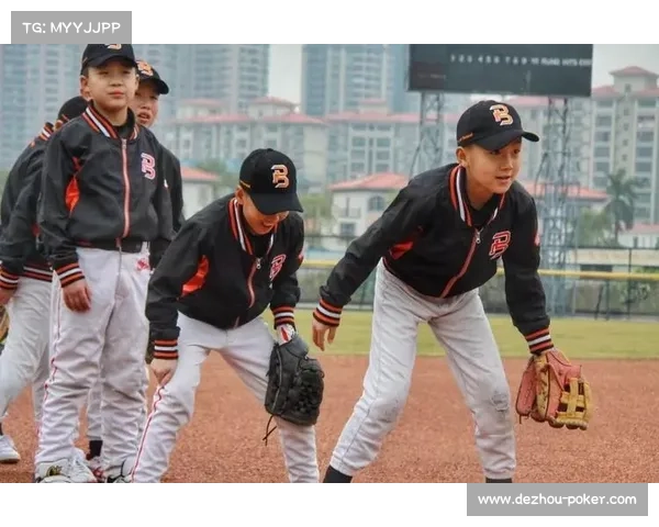 重庆青少年棒球三年奋战逆袭之路 从省赛垫底到全国八强的蜕变与突破 重庆青少年棒球三年奋战逆袭之路 从省赛垫底到全国八强的蜕变与突破